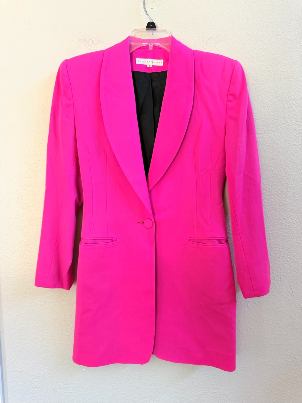 Andrea Behar fuchsia single button long blazer